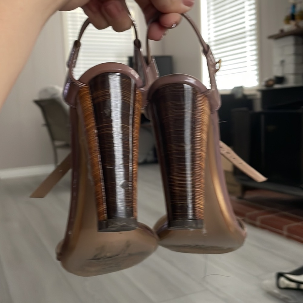 Sandals - Picture 2 of 2